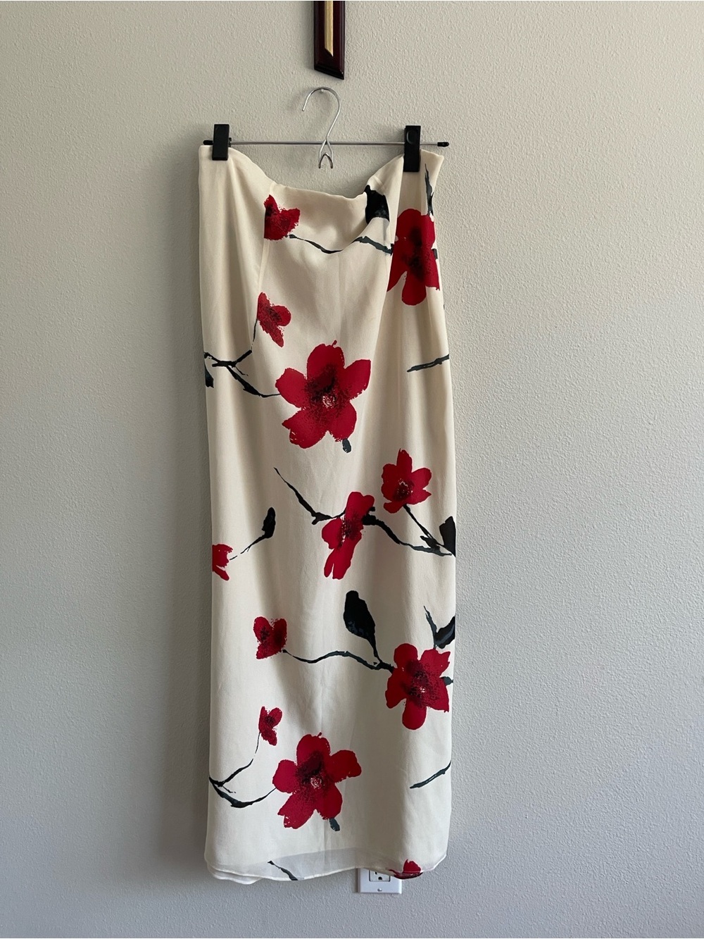 Floral Midi Skirt in Cream with Red Blooms